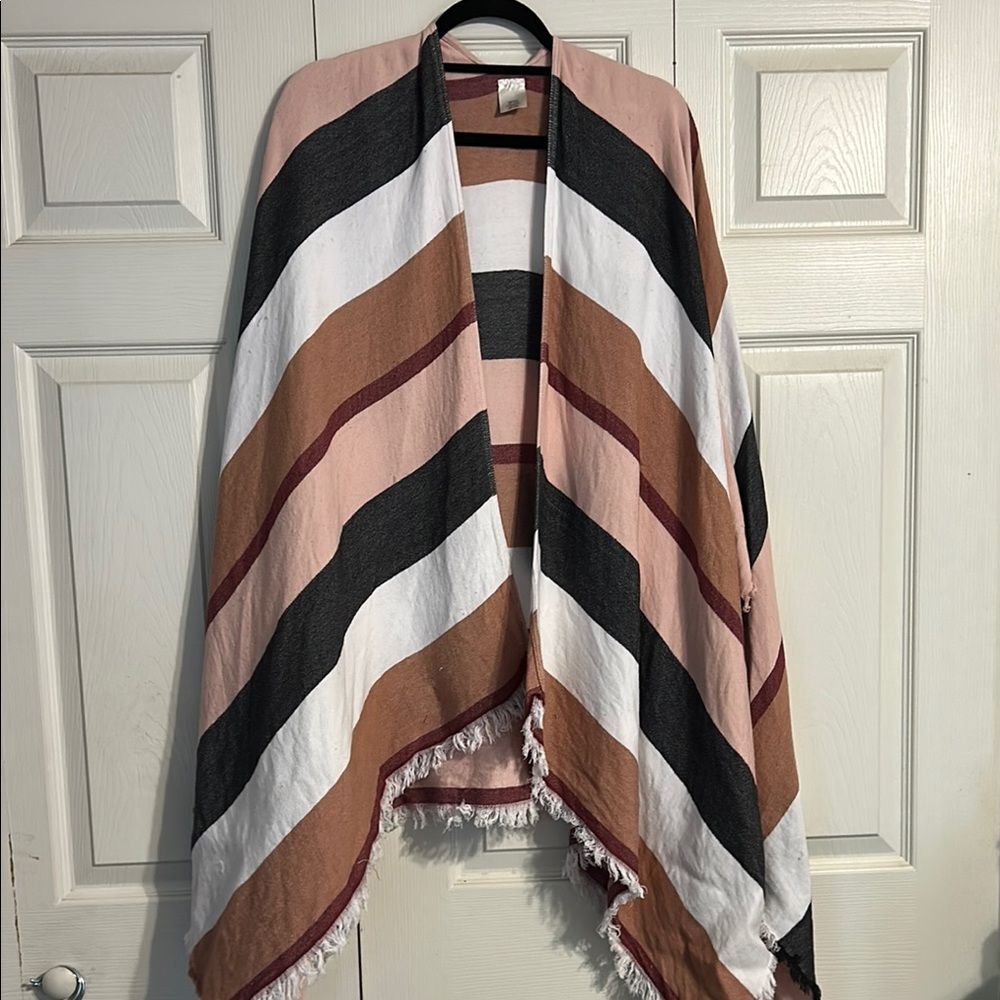FRANCESCA'S One Size Shawl Poncho Stripes Fringe Neutral Boho Chic Gray Peach